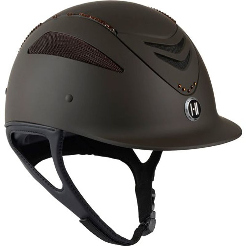 ONE K Hjelm Defender Pro. Matt Swaravski